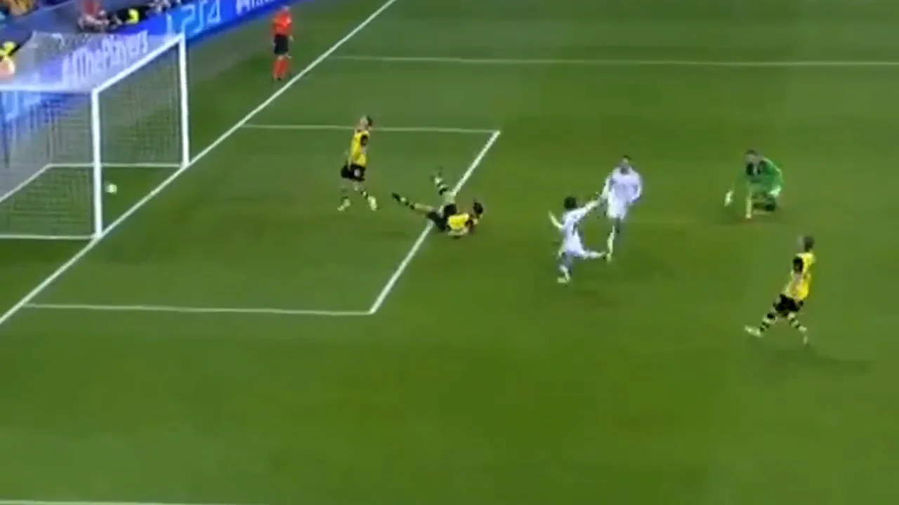 Cristiano Ronaldo Goal #418 vs Borussia Dortmund (57') | Real Madrid 2013-2014