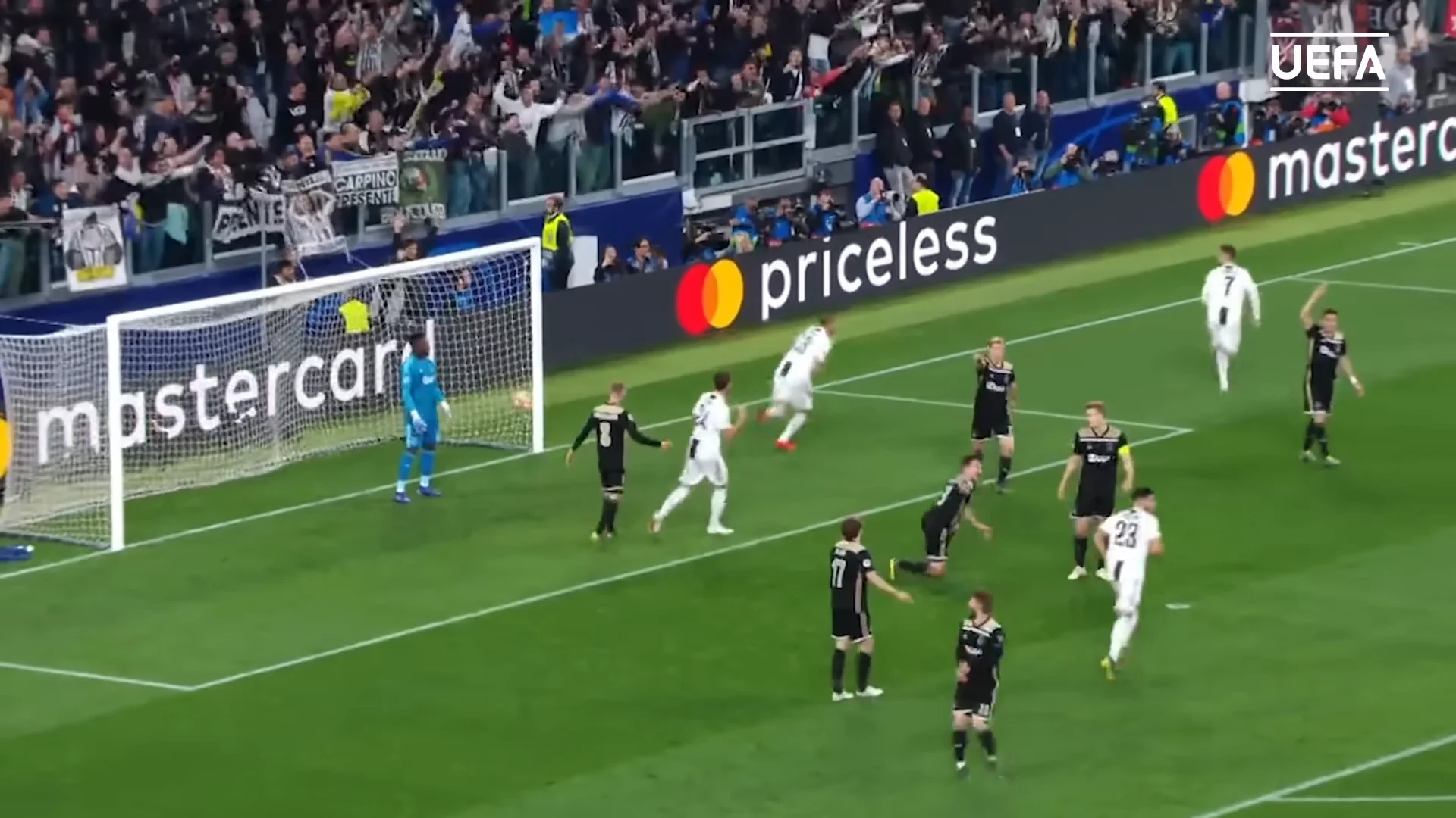 Cristiano Ronaldo Goal #684 vs Ajax Amsterdam (28') | Juventus 2018-2019